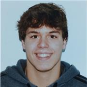 Joven universitario, buen conocimiento de matemáticas disponible para dar clases a niños de Primaria, Primero y Segundo de la ESO